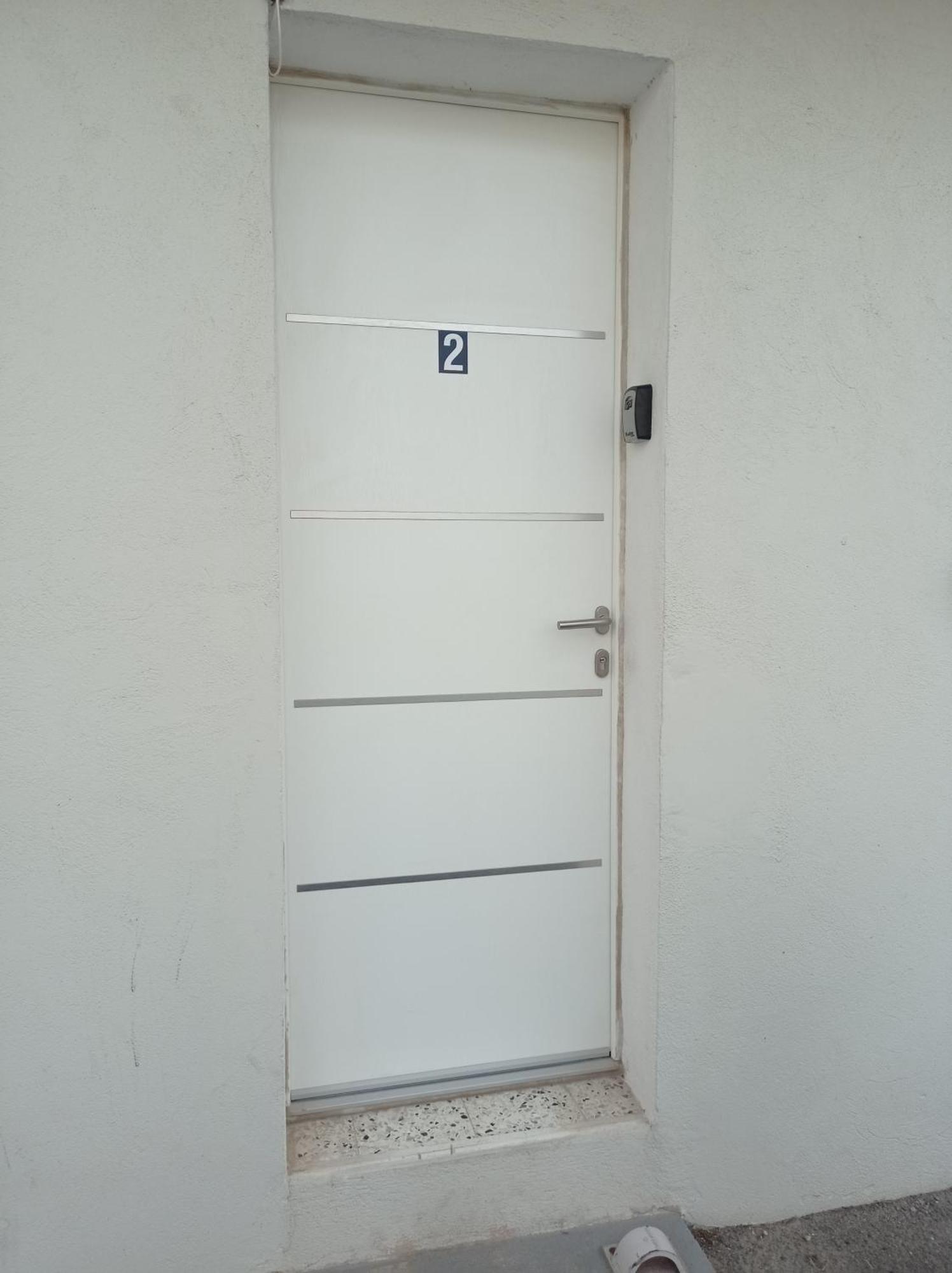 Apartment Les Carabins, Clim, Parking, Commerce *